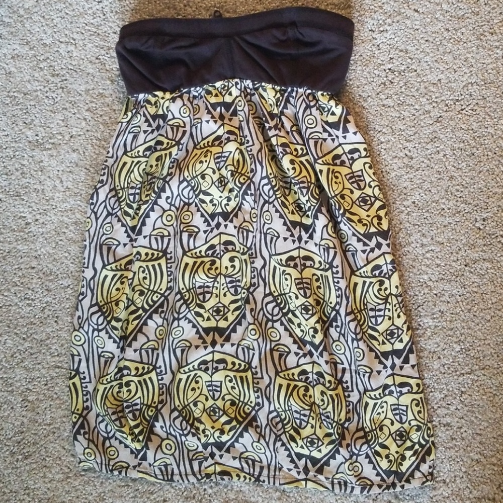 Strapless dress